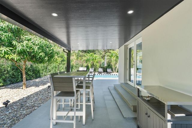 261 NE 47th St, Miami, FL 33137