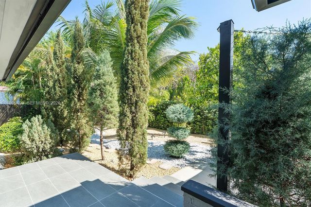 261 NE 47th St, Miami, FL 33137