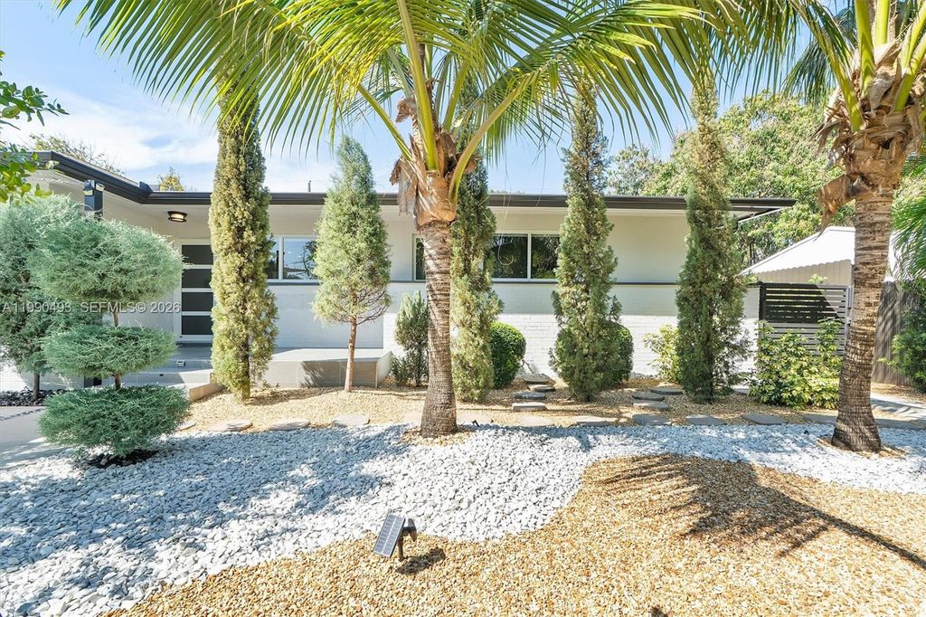 261 NE 47th St, Miami, FL 33137