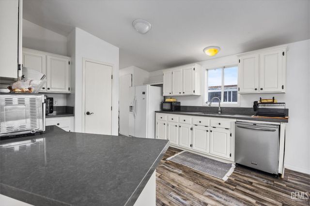 14035 Rosedale Highway 93, Bakersfield, CA 93314