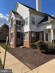 6520 LAKE PARK DR #201, Greenbelt, MD 20770