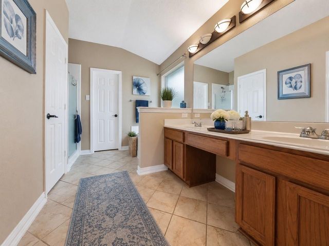 2012 Roaring Springs Drive, Pearland, TX 77584