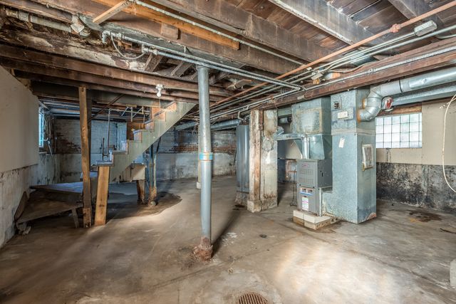 7206 S Lafayette Avenue, Chicago, IL 60621