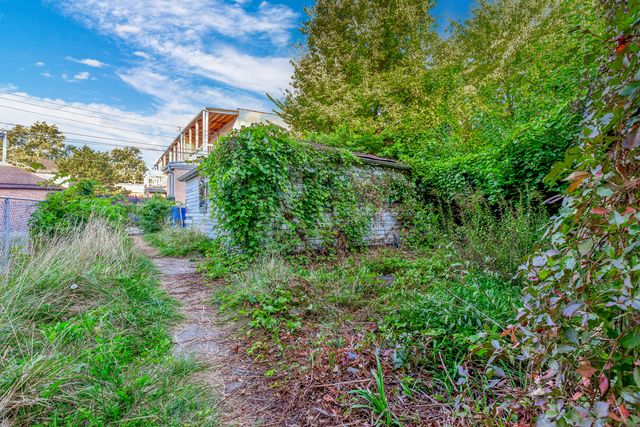 7206 S Lafayette Avenue, Chicago, IL 60621