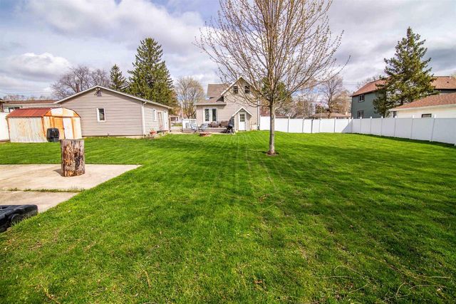 946 E Madison Street, Waterloo, WI 53594
