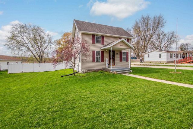 946 E Madison Street, Waterloo, WI 53594