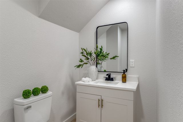 706 Via Del Rey, Mesquite, TX 75150