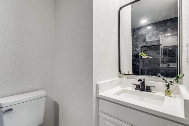 706 Via Del Rey, Mesquite, TX 75150