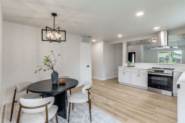 706 Via Del Rey, Mesquite, TX 75150