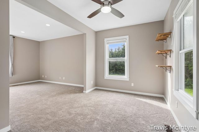 6838 Fox Meadow Drive NE, Rockford, MI 49341