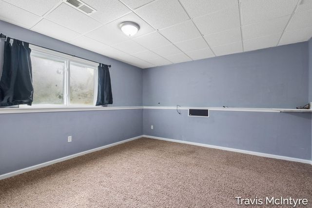 6838 Fox Meadow Drive NE, Rockford, MI 49341