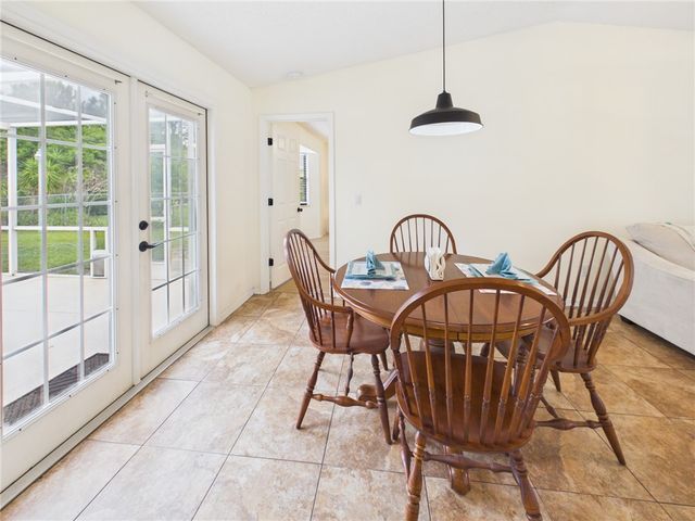 225 Midvale Terrace, Sebastian, FL 32958