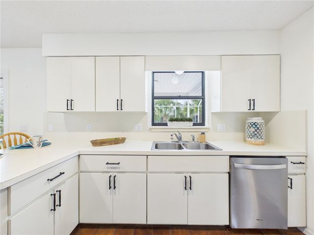 225 Midvale Terrace, Sebastian, FL 32958