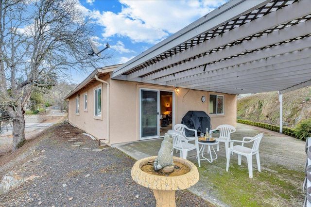 342 Poker Flat Rd, Copperopolis, CA 95228