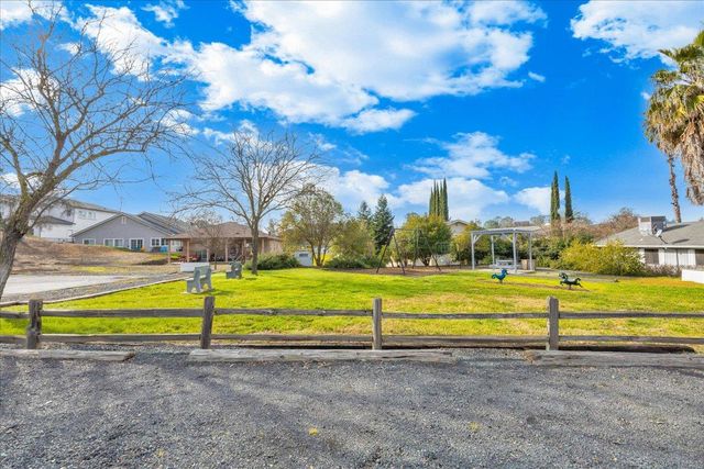 342 Poker Flat Rd, Copperopolis, CA 95228
