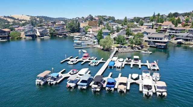 342 Poker Flat Rd, Copperopolis, CA 95228