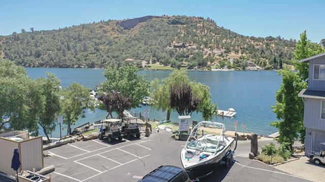 342 Poker Flat Rd, Copperopolis, CA 95228