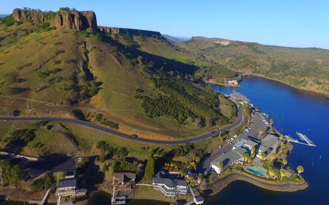 342 Poker Flat Rd, Copperopolis, CA 95228