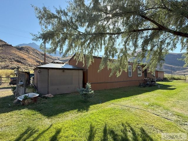 233 Obsidian Drive, Salmon, ID 83467