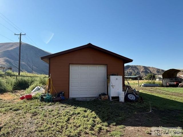 233 Obsidian Drive, Salmon, ID 83467