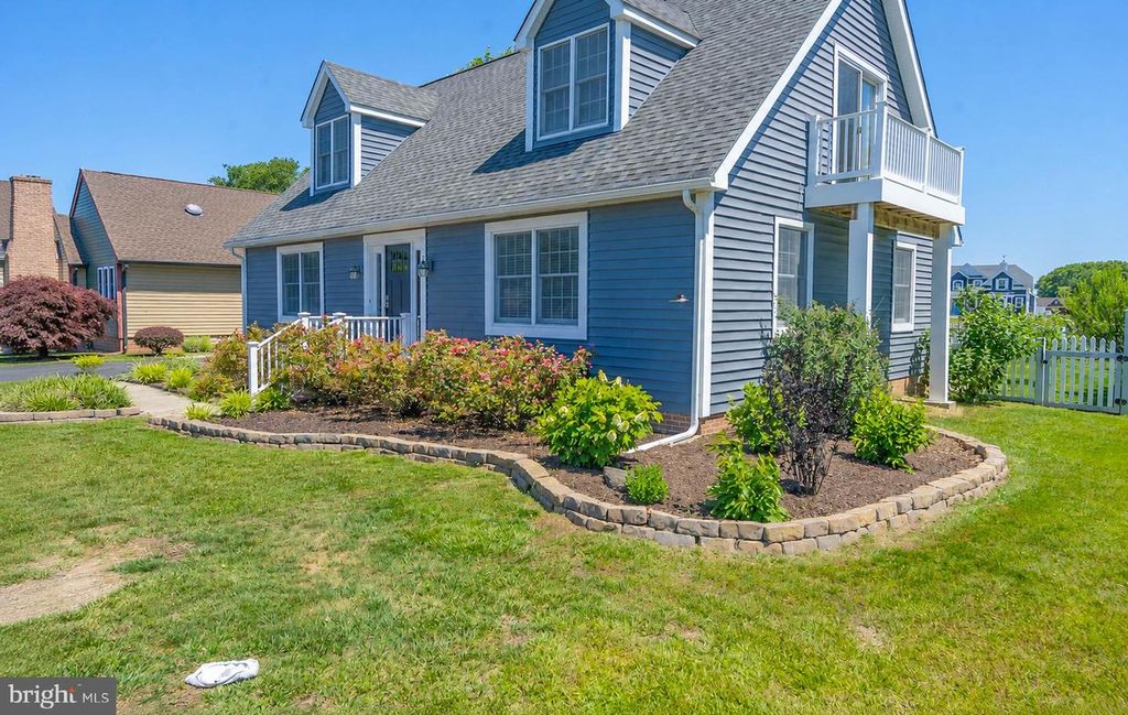 Image 3 of property listing at 18 BAY BREEZE DR, Lewes, DE 19958