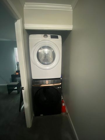 513 Fenton Avenue, Romeoville, IL 60446