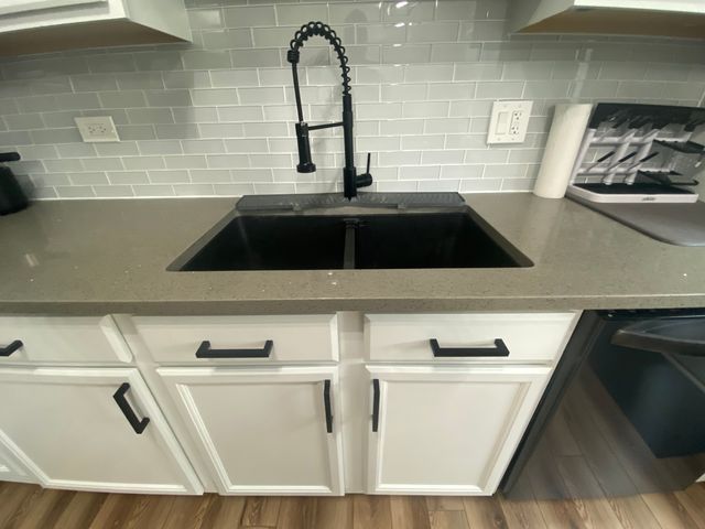 513 Fenton Avenue, Romeoville, IL 60446