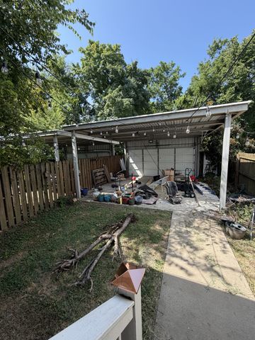 1619B 9th Ave, N, Nashville, TN 37208