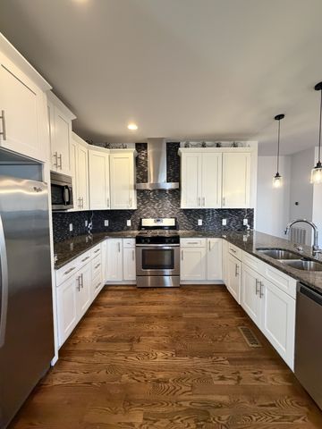 1619B 9th Ave, N, Nashville, TN 37208