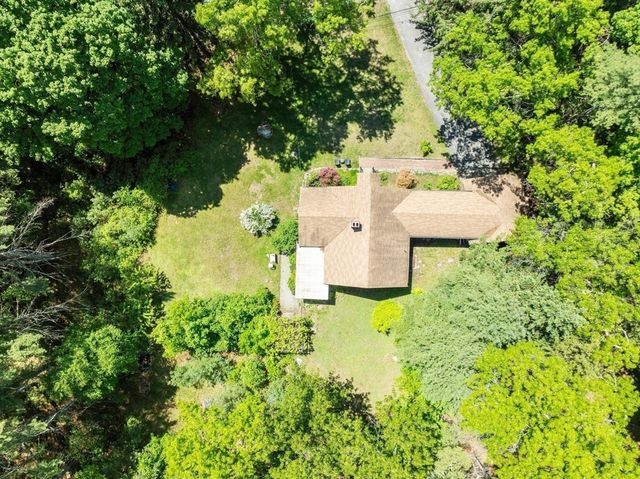 38 Rutland St, Carlisle, MA 01741