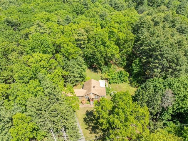 38 Rutland St, Carlisle, MA 01741