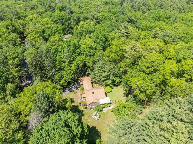 38 Rutland St, Carlisle, MA 01741