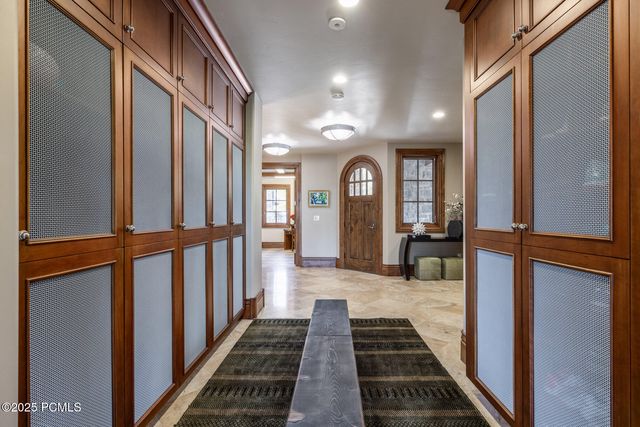 8066 N Red Fox Court, Park City, UT 84098