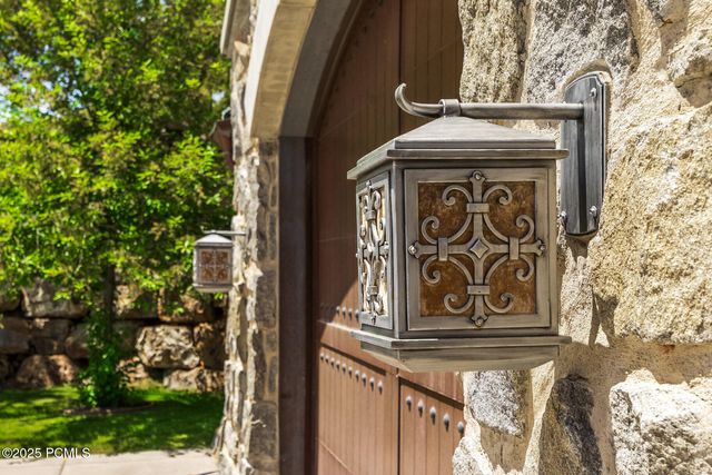 8066 N Red Fox Court, Park City, UT 84098