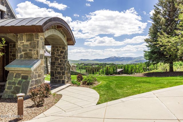 8066 N Red Fox Court, Park City, UT 84098