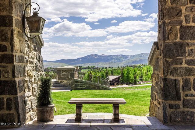8066 N Red Fox Court, Park City, UT 84098