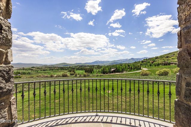 8066 N Red Fox Court, Park City, UT 84098
