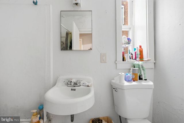 915 1ST ST, Baltimore, MD 21225