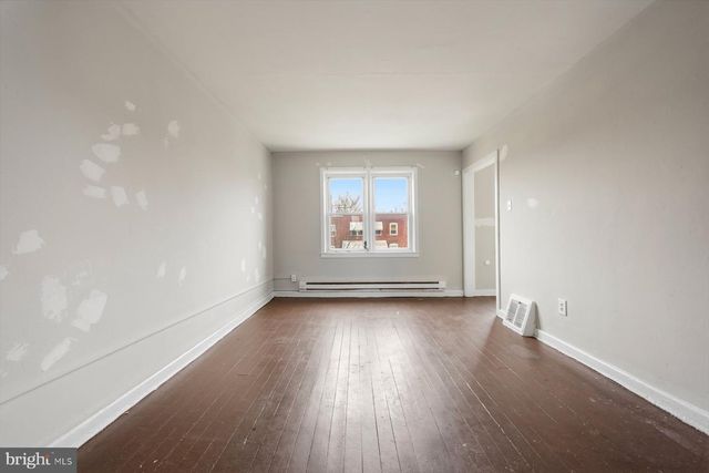 915 1ST ST, Baltimore, MD 21225