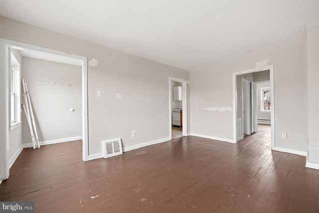 915 1ST ST, Baltimore, MD 21225