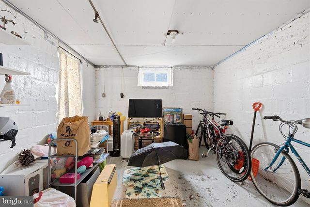 915 1ST ST, Baltimore, MD 21225