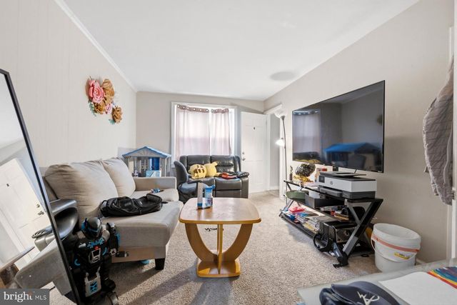 915 1ST ST, Baltimore, MD 21225