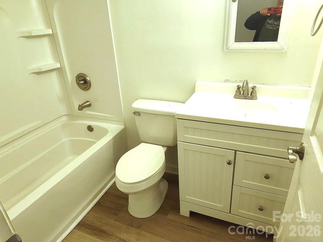 6332 Holly Knoll Drive, Charlotte, NC 28227