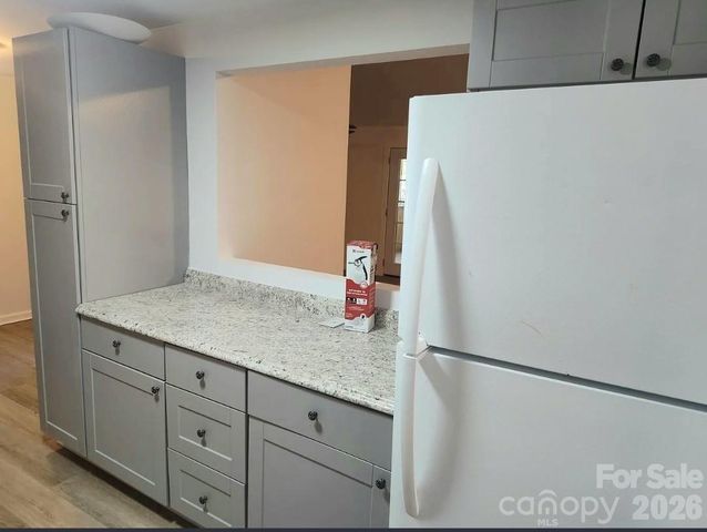 6332 Holly Knoll Drive, Charlotte, NC 28227