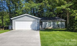 6332 Holly Knoll Drive, Charlotte, NC 28227