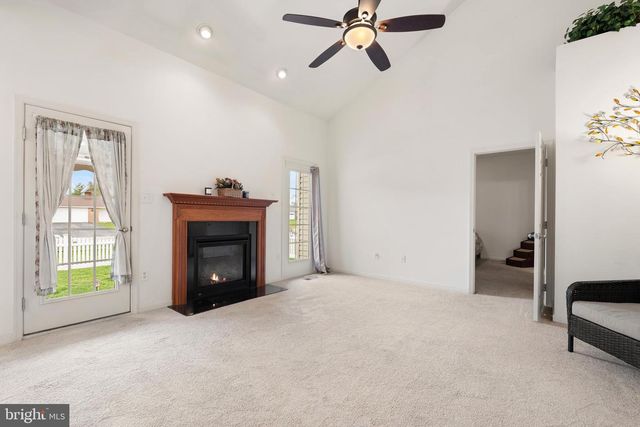 17927 CONSTITUTION CIR, Hagerstown, MD 21740