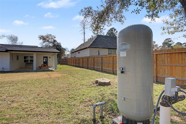 1719 Eastvale Drive, Spring, TX 77386