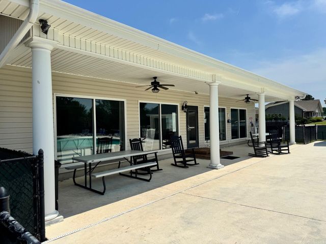 1000 Carolina Way, Manning, SC 29102