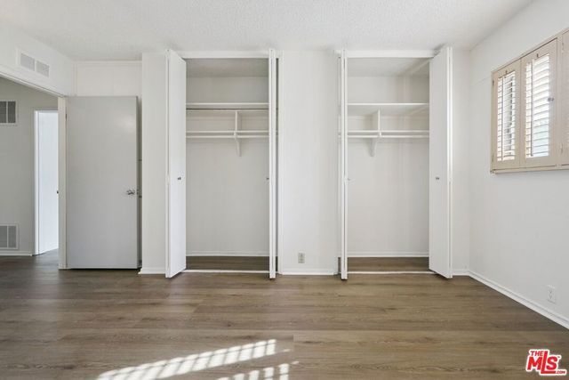 11121 Queensland Street H42, Los Angeles, CA 90034