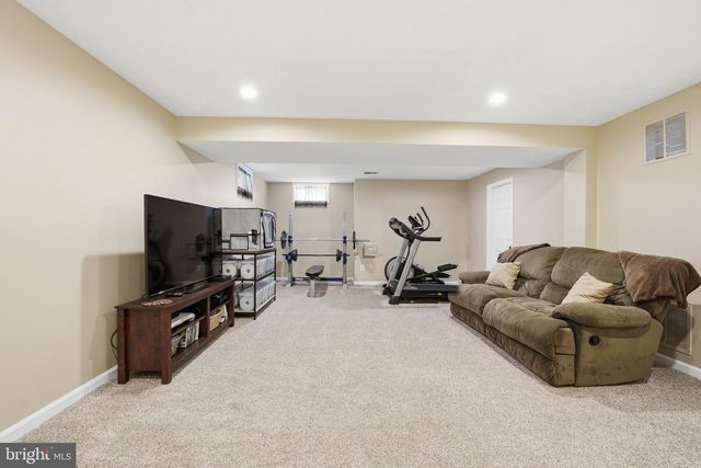6005 CANTWELL ST, Gainesville, VA 20155